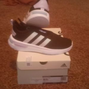 Brand New Adidas Racer TR23 K Black/White/Purple/Blue Size 6 1/2 Running Shoes.